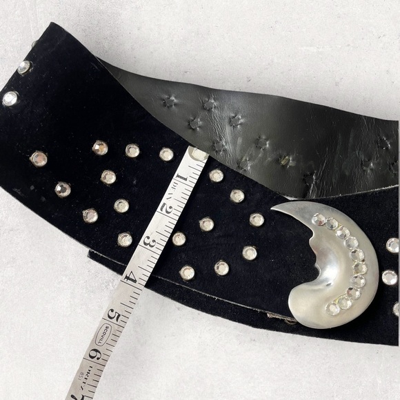 Susan Hyman Vintage Black Suede Belt Wide Studded Half Moon Buckle 80s Statement - Picture 14 of 15